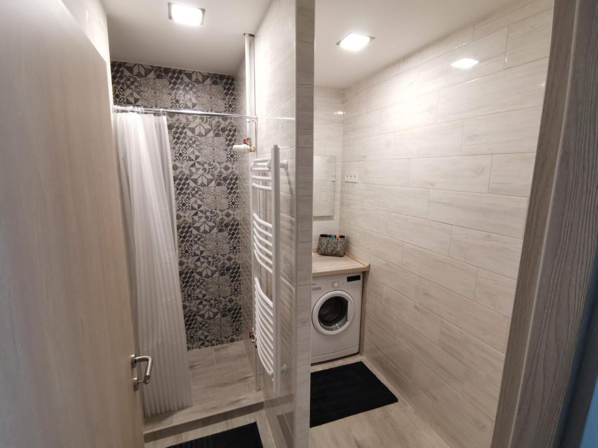 Sweet Life Apartman Егер Екстериор снимка